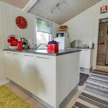 Three-bedroom Holiday In * Hals
